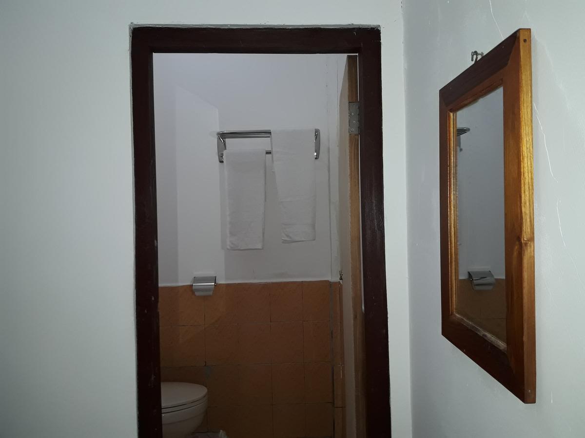 The Teuz B&B Labuan Bajo Exteriör bild